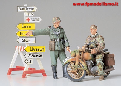 German Motorcycle Orderly Set 1/35 Tamiya 35241 * EURO 10,90 in Kit * Euro 25,90 Costruiti (Iva Incl.) Art. Temporaneamente NON Disponibili